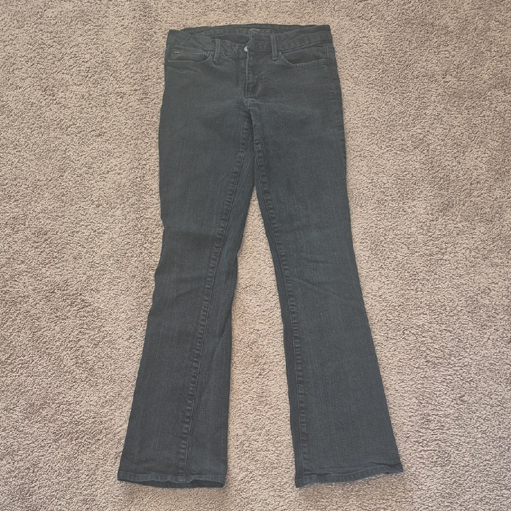 Joe's Jeans Size 28 Low Rise Flare Jeans. Back Pockets Are Metallic/Bedazzled.